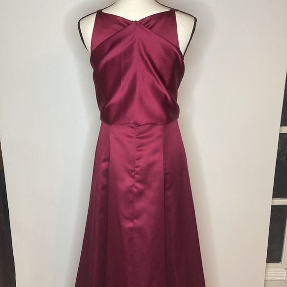 Betsy & Adams Dress Gown Burgundy with Wrap Gown Dress - Picture 11 of 16